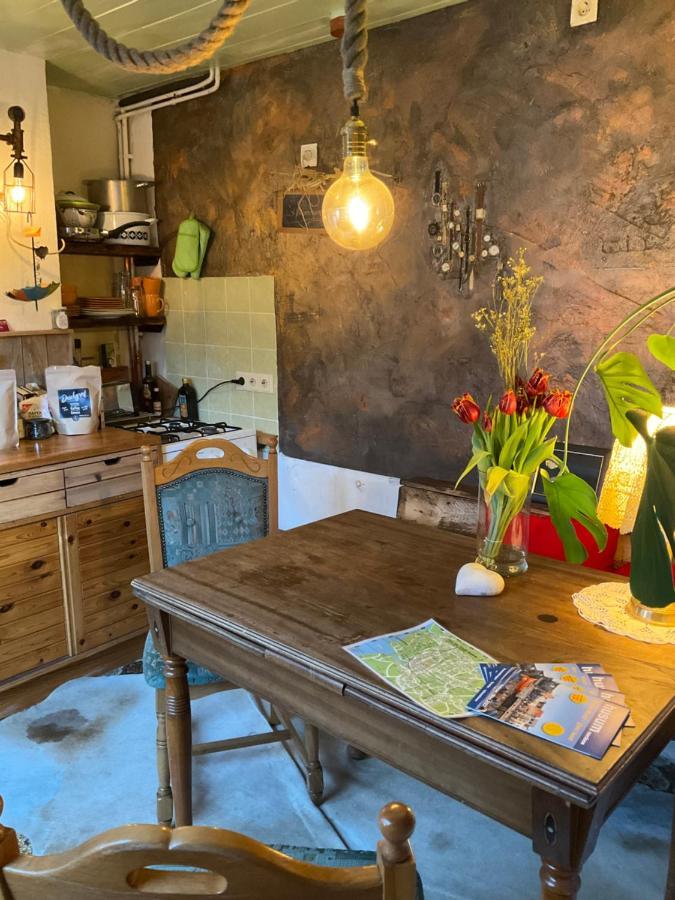 Privartzimmer 'Ausfahrt Freihalten' Хузум Екстериор снимка