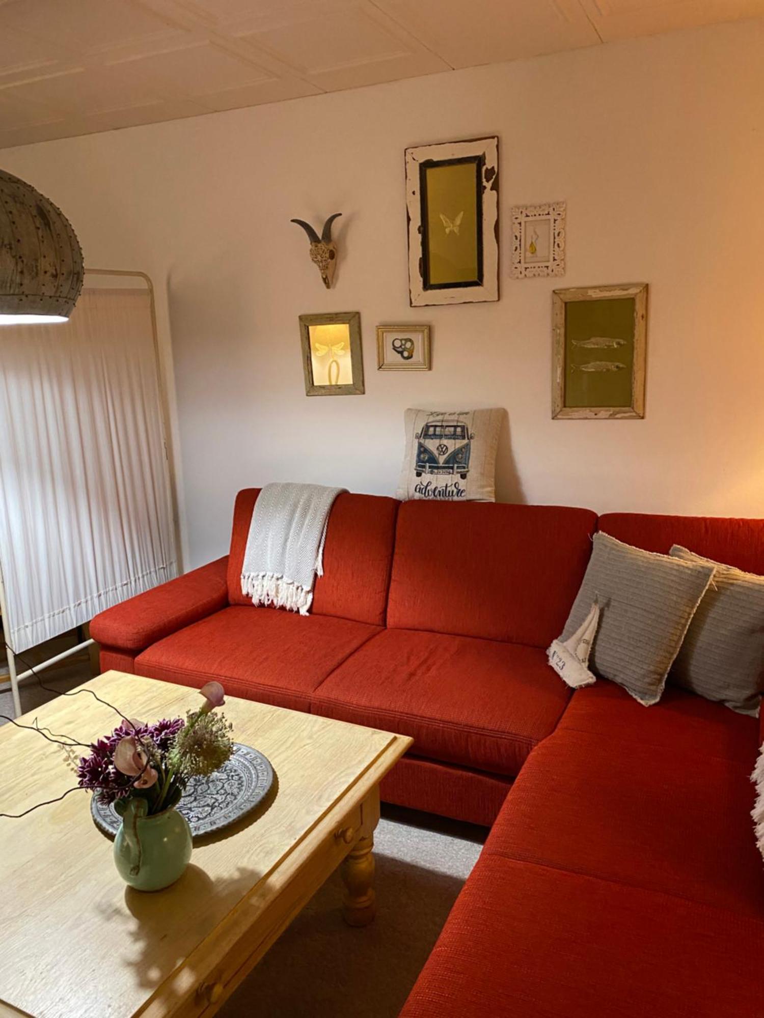 Privartzimmer 'Ausfahrt Freihalten' Хузум Екстериор снимка