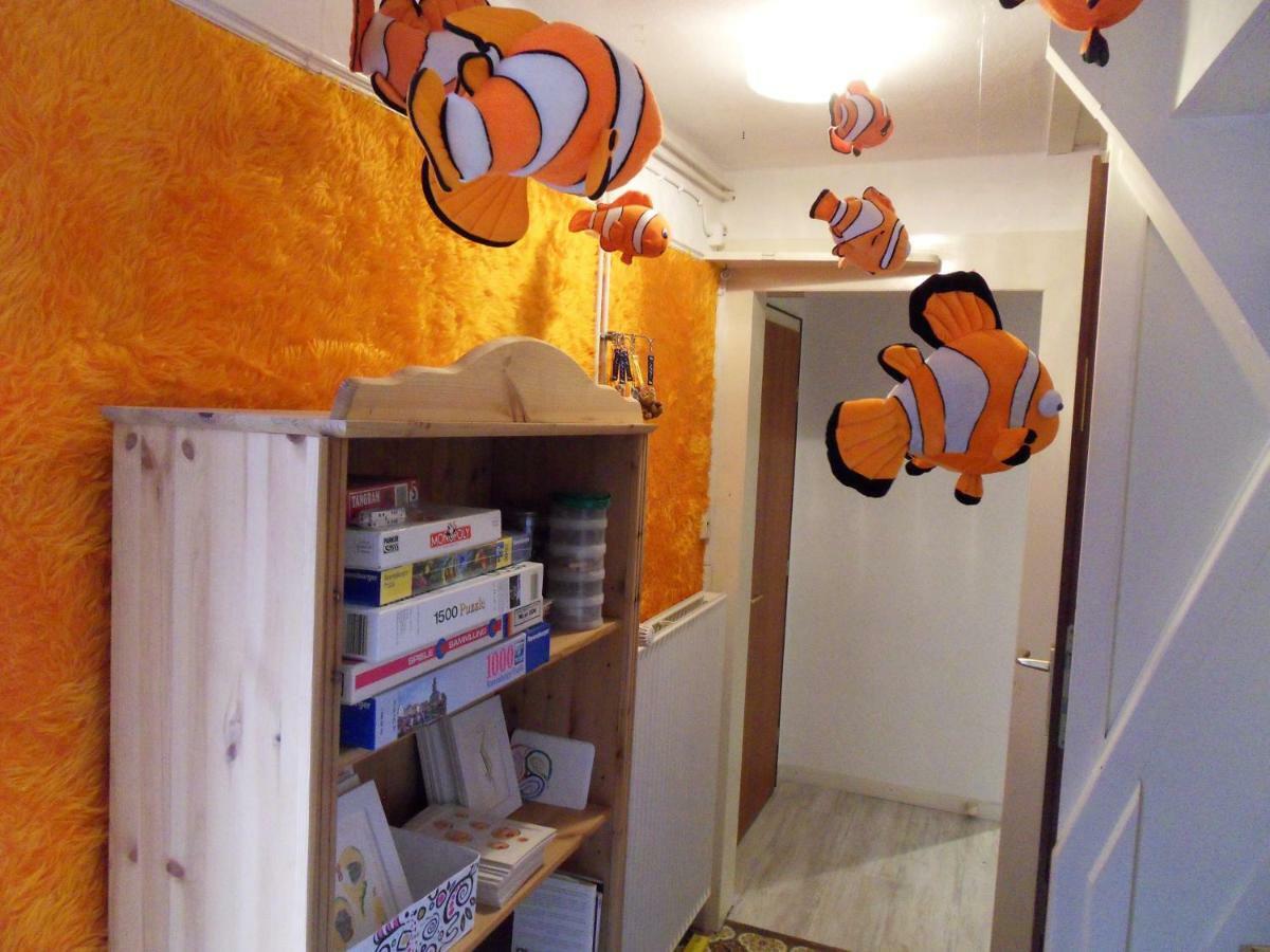 Privartzimmer 'Ausfahrt Freihalten' Хузум Екстериор снимка